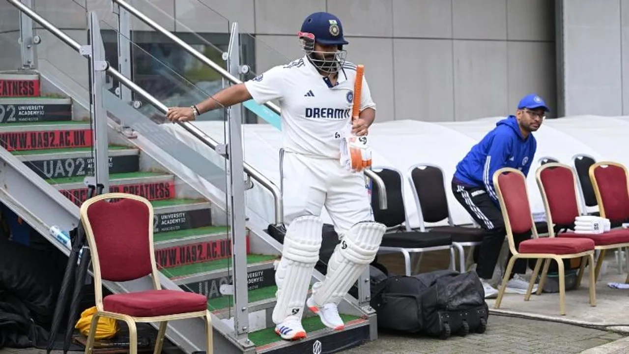 ಫ್ಯಾನ್ಸ್​ಗೆ ಸರ್​​​ಪ್ರೈಸ್​​ ಕೊಟ್ಟ ರಿಷಭ್​ ಪಂತ್​.. ಮತ್ತೊಮ್ಮೆ ಅಭಿಮಾನಿಗಳ ಹೃದಯಗೆದ್ದ ಸ್ಟಾರ್​..!