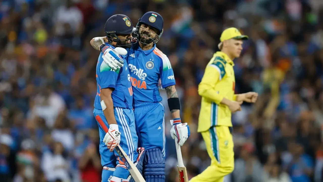 rohit-sharma-and-virat-kohli-2025-10-25-15-42-35