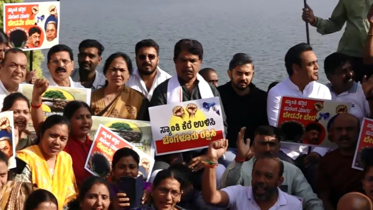 BJP PROTEST SANKEY TANK BENGALURU TUNNEL ROAD PROJECT OPPOSITION
