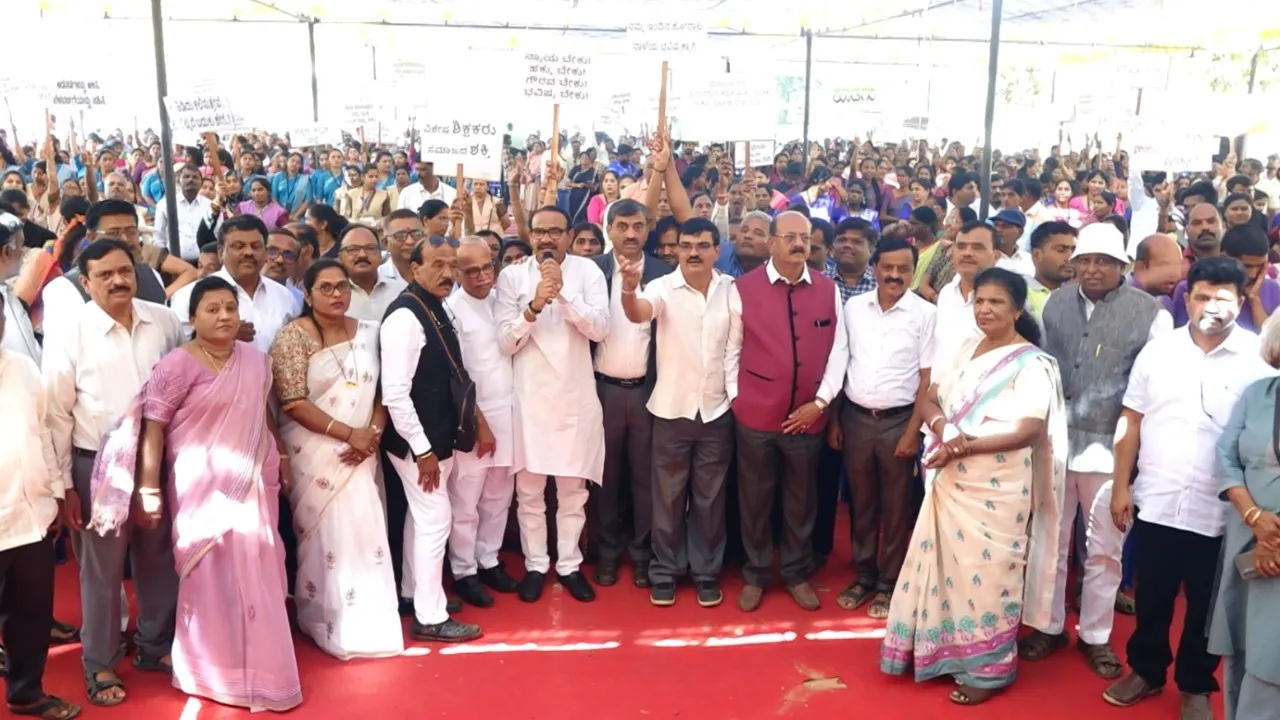 freedom park protest bengaluru