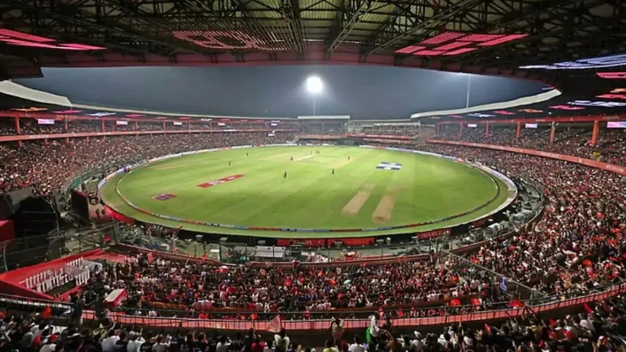 chinnaswamy-stadium-1-2025-12-22-15-32-58 (1)