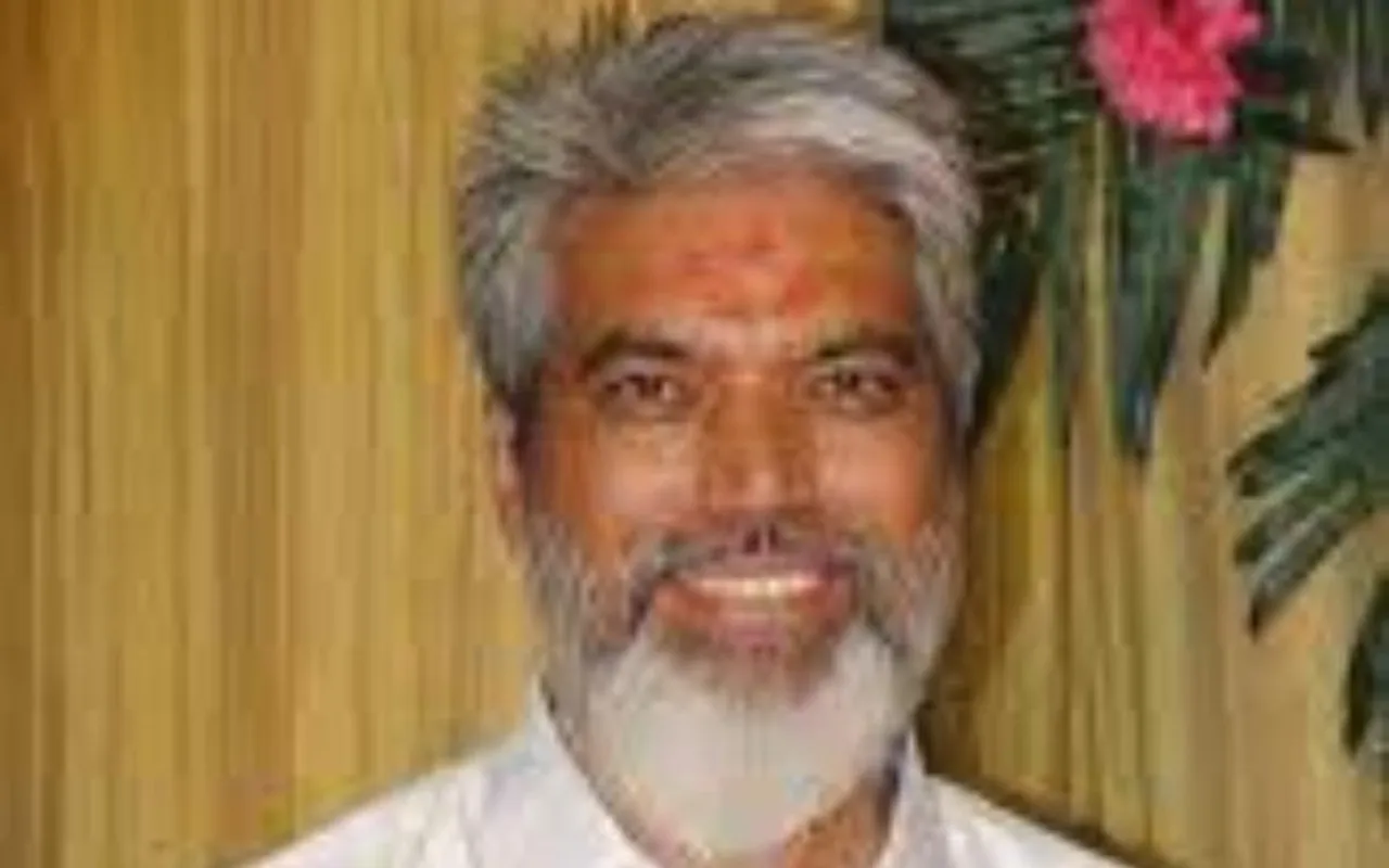 Those who buy vehicles for Rs 10 lakh can handle Rs 10 increment in onions: Maharashtra minister 