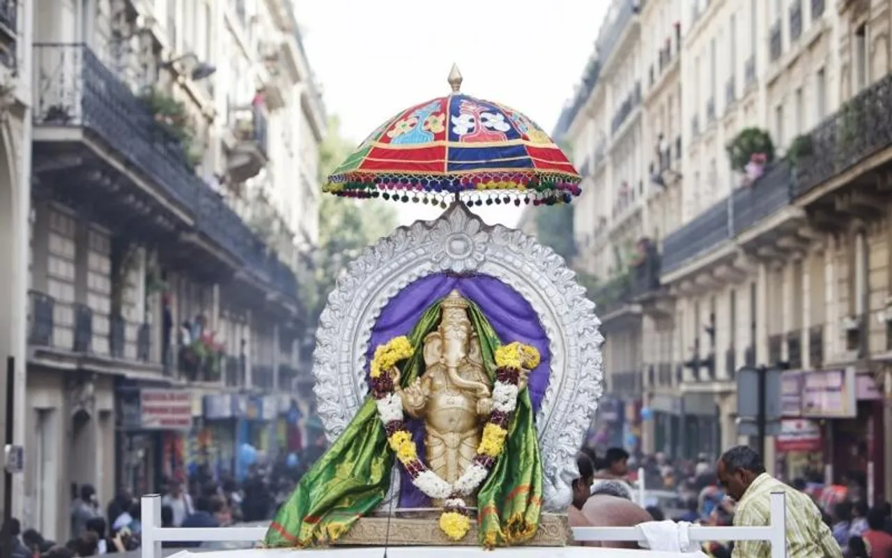 Hundreds attend Paris’ annual celebration of Lord Ganesha