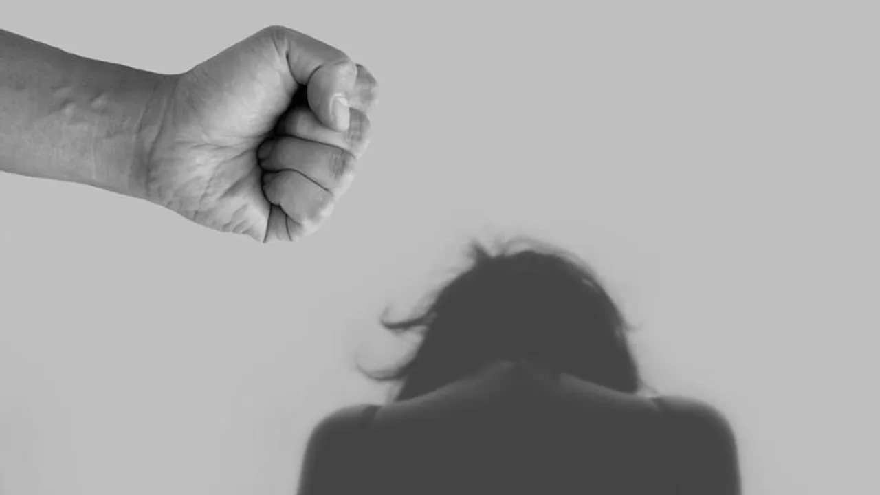 Woman assaulted in Bengaluru, two arrested
