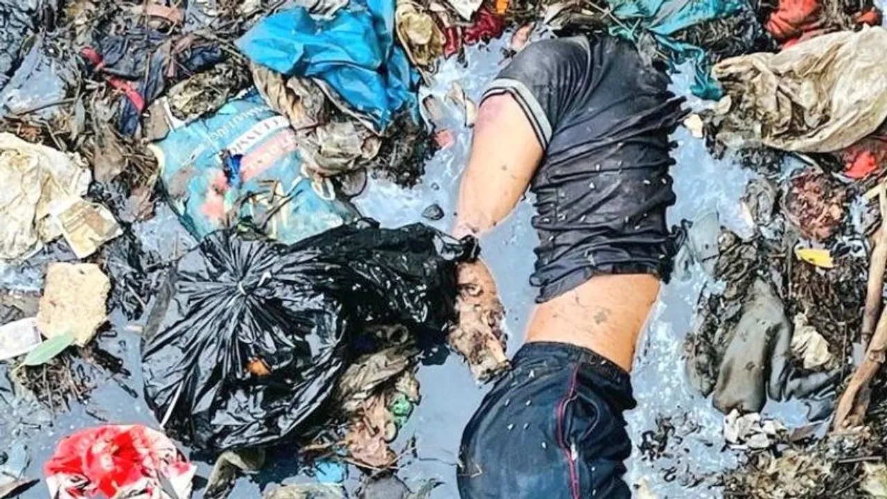 Uttar Pradesh: Commotion over headless body