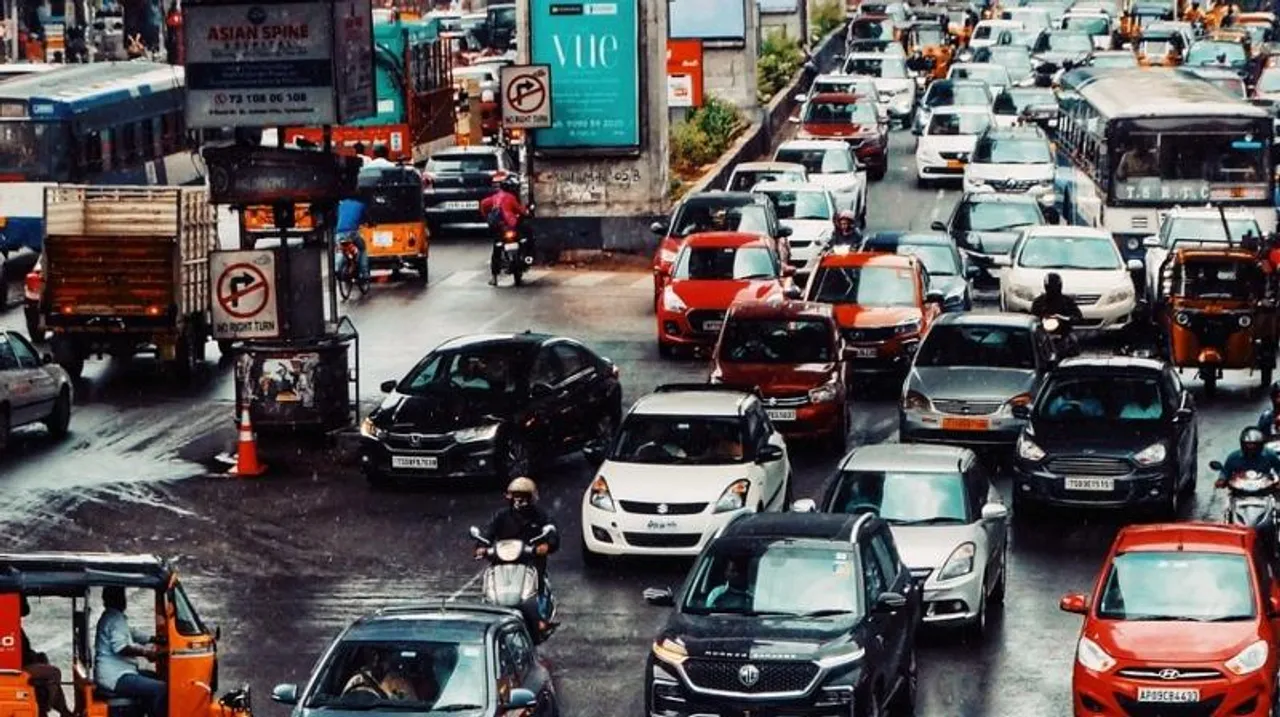 Bengaluru commuters choking in ever increasing vehicular population