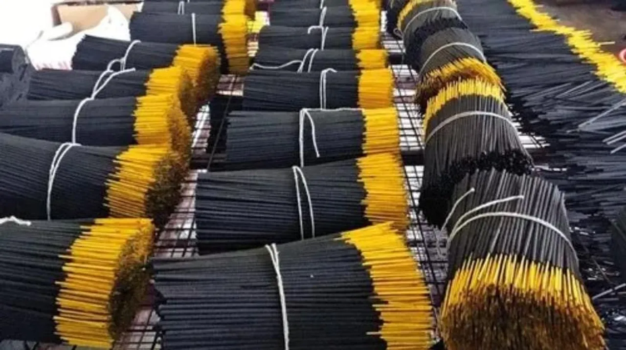 Diffusing Fragrance: Local civic authorities transform floral waste into incense sticks