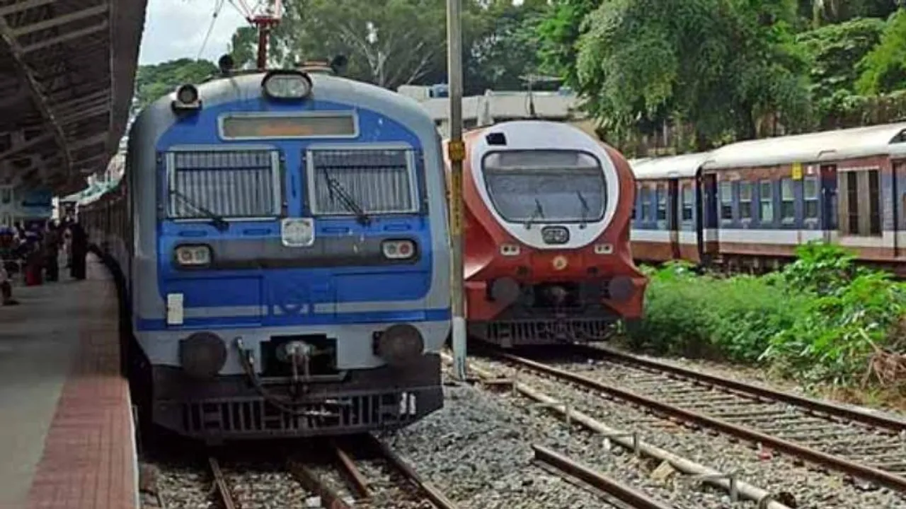 2L towels, 55k pillow cases, among other things passengers stole on Indian trains! Total loss: 2.5 cr