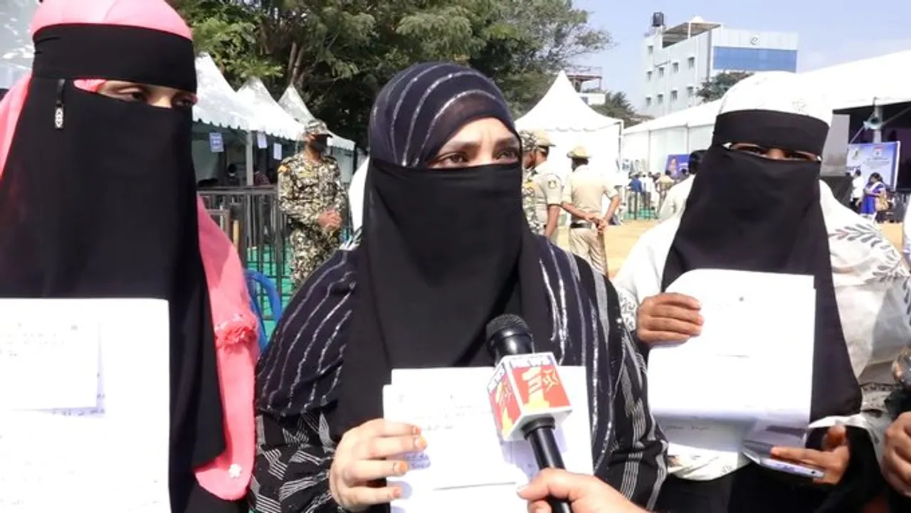 Bengaluru DJ Halli riots: Relatives of accused approach Shivakumar, seek release