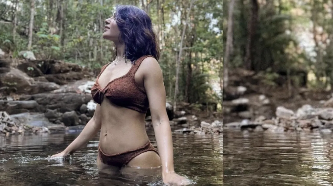 Samantha sizzles in bikini, fans go berserk!