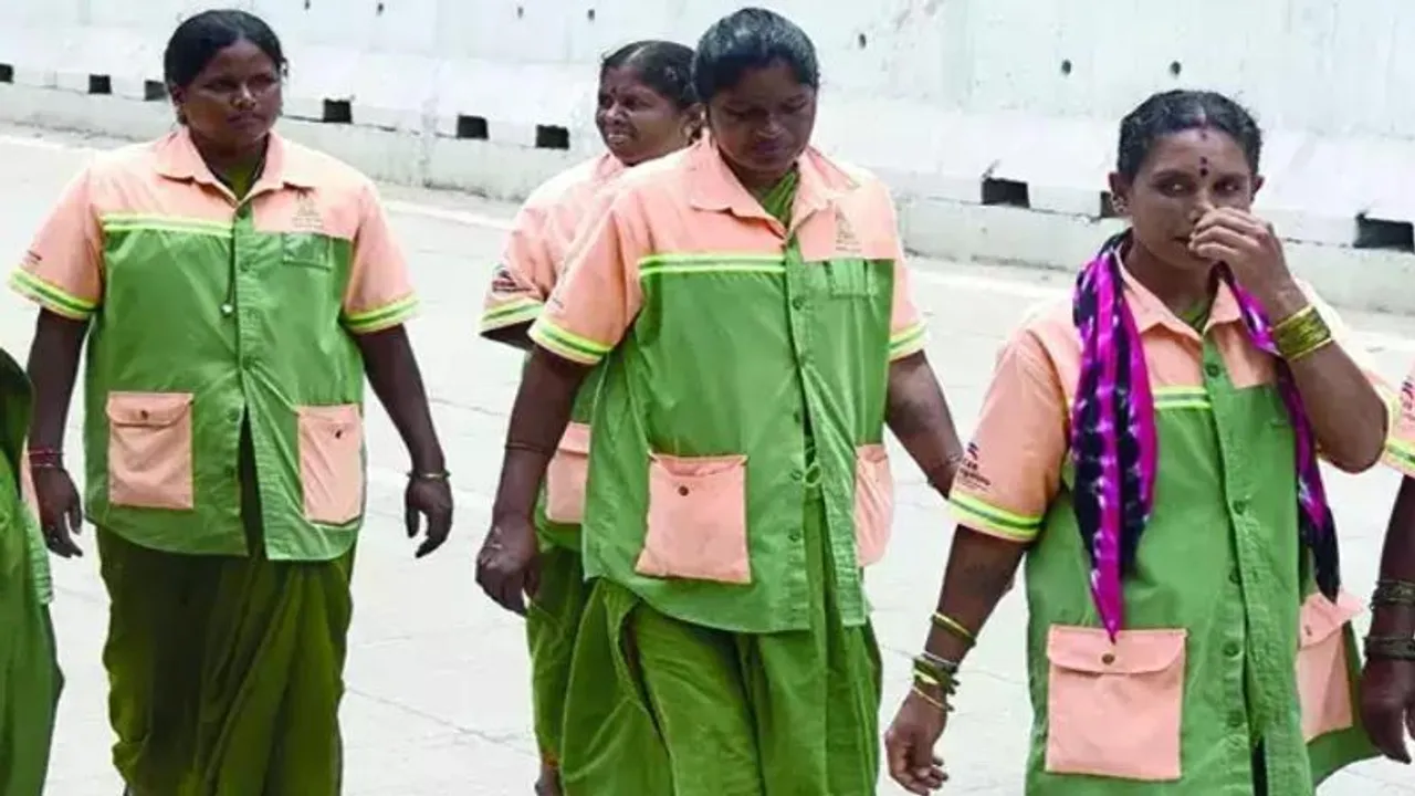 Karnataka to regularise services of pourakarmikas from May 1