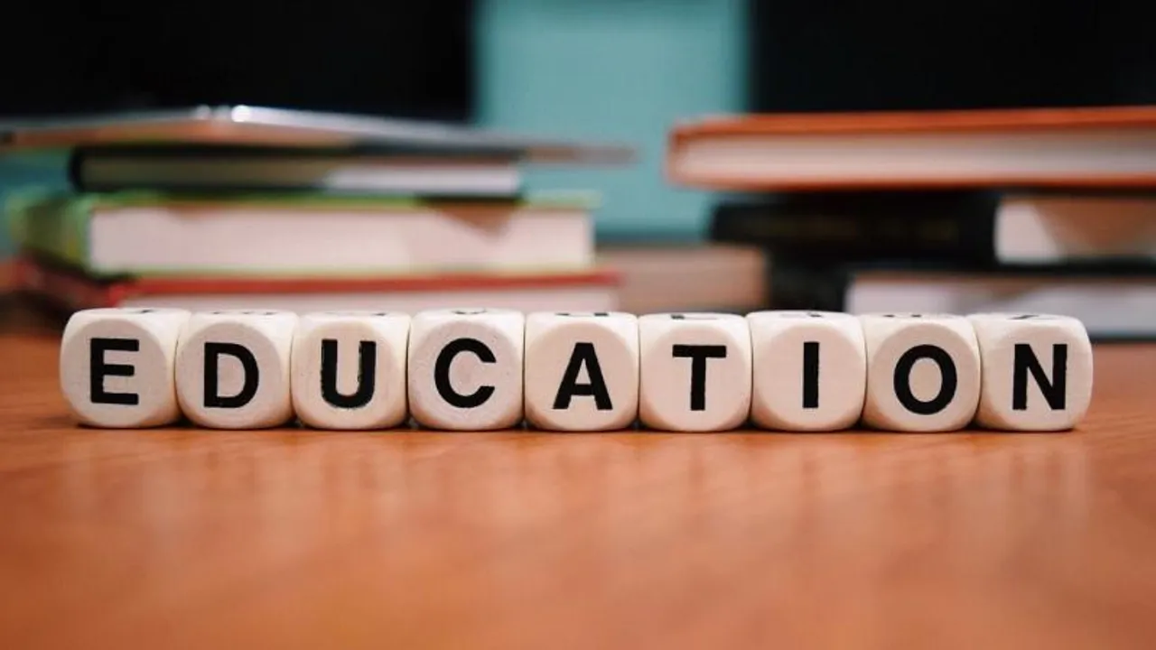 High-paying career opportunities for foreign language experts in a globalised world