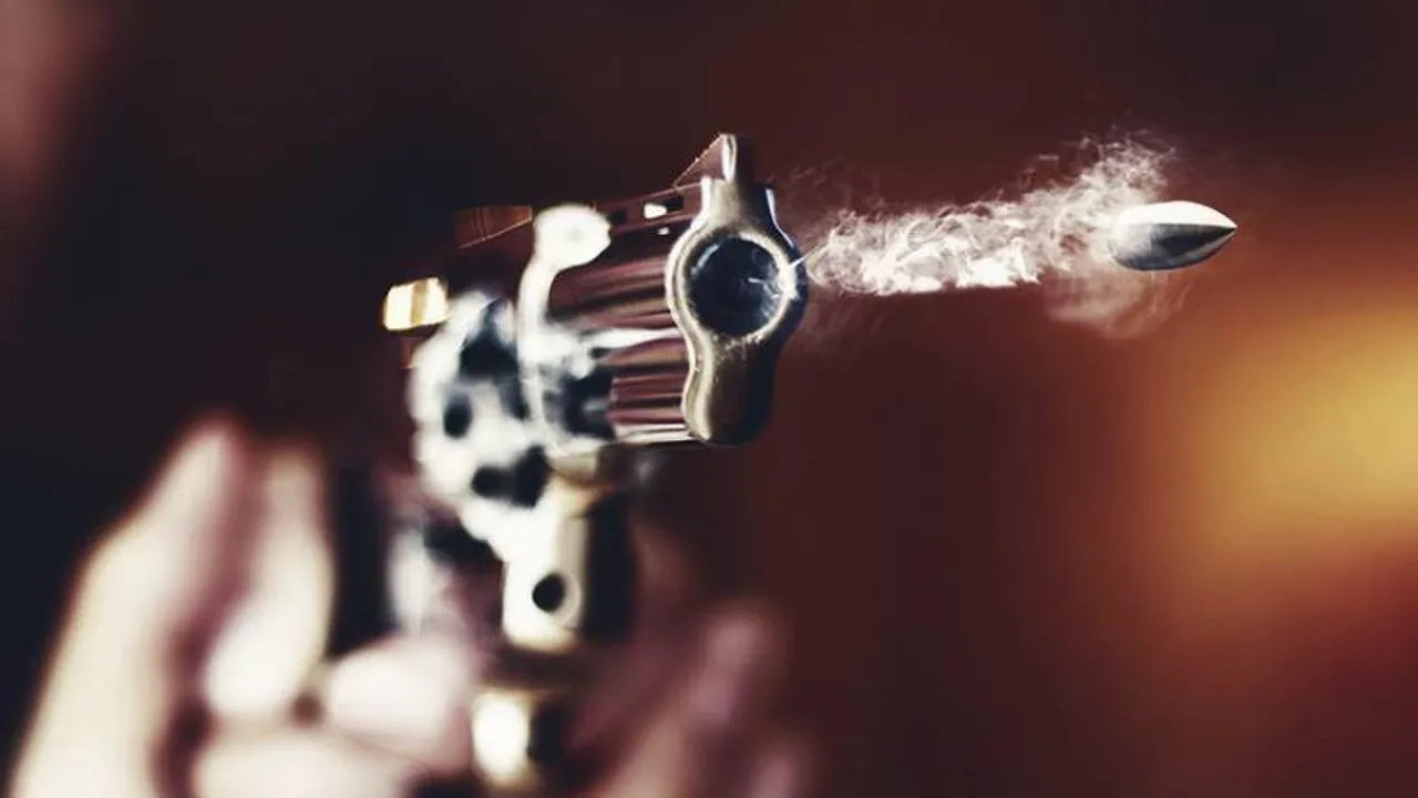 Varanasi: In troubling incident, father shoots himself as hostile sons refuse haircut
