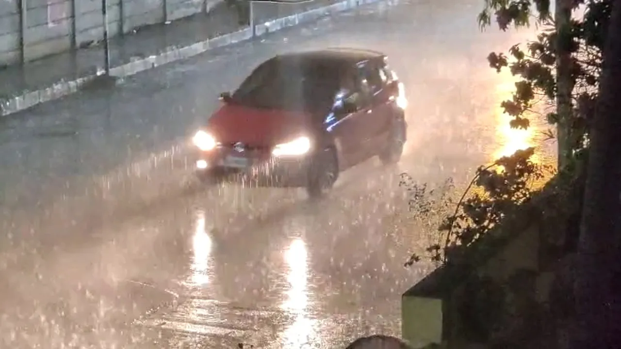 Karnataka: Spells of rain on Ugadi eve provide fresh lease of hope amidst intense heat