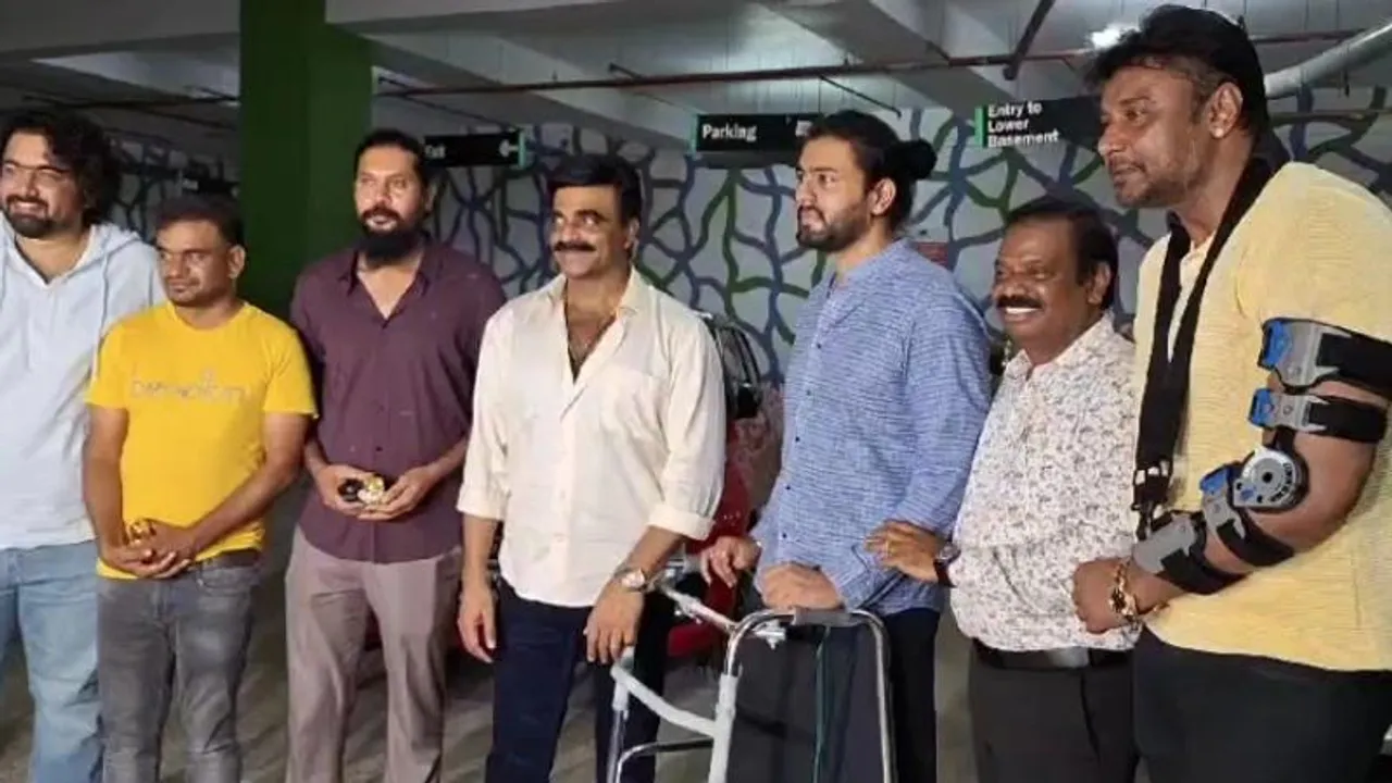 Rockline Venkatesh gifts cars to artists involved in ‘Kaatera’ while celebrating 100 days of theatrical run