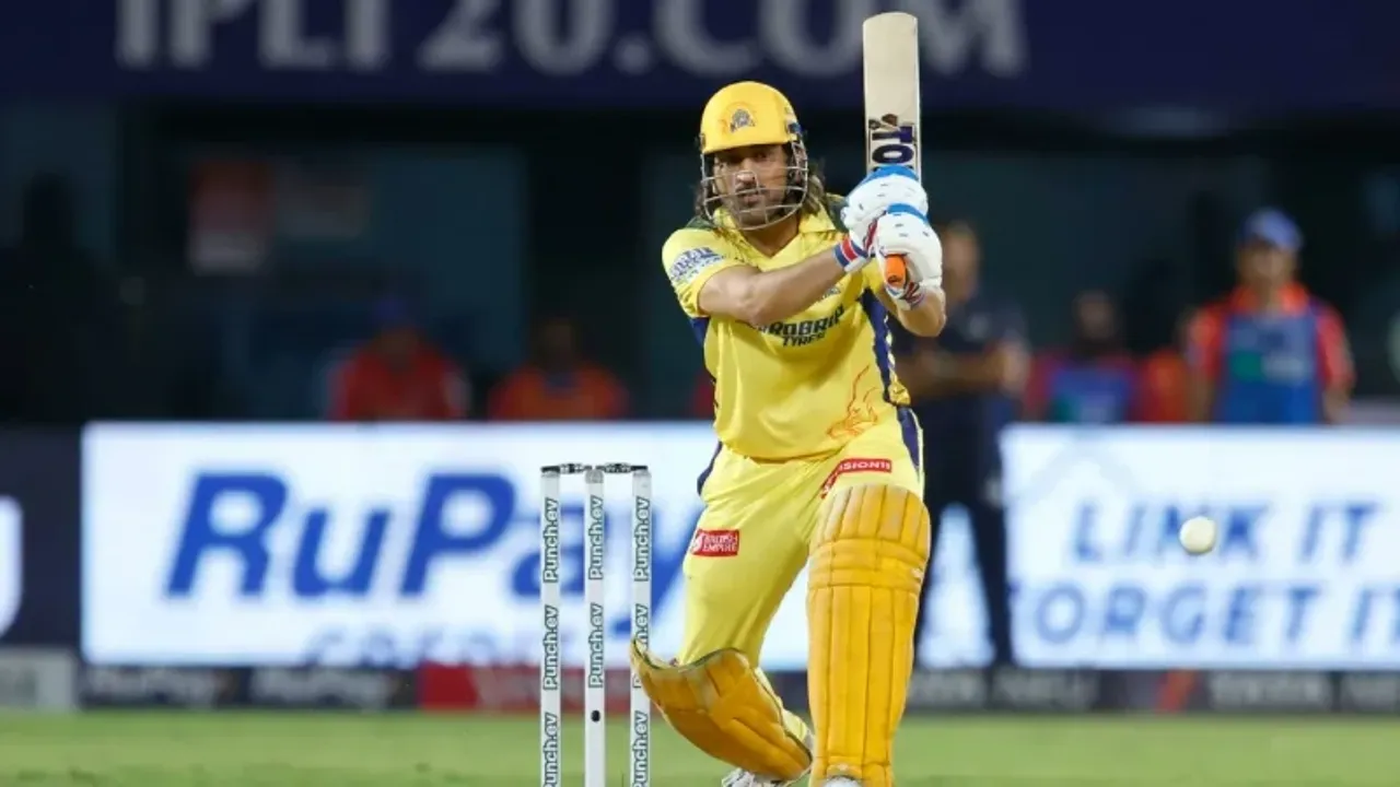 Nobody gives you a discount for age: MS Dhoni