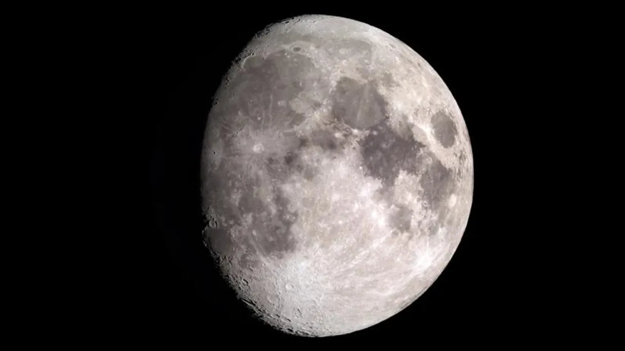 Chang'e-6 discovers negative ions on Moon's far side