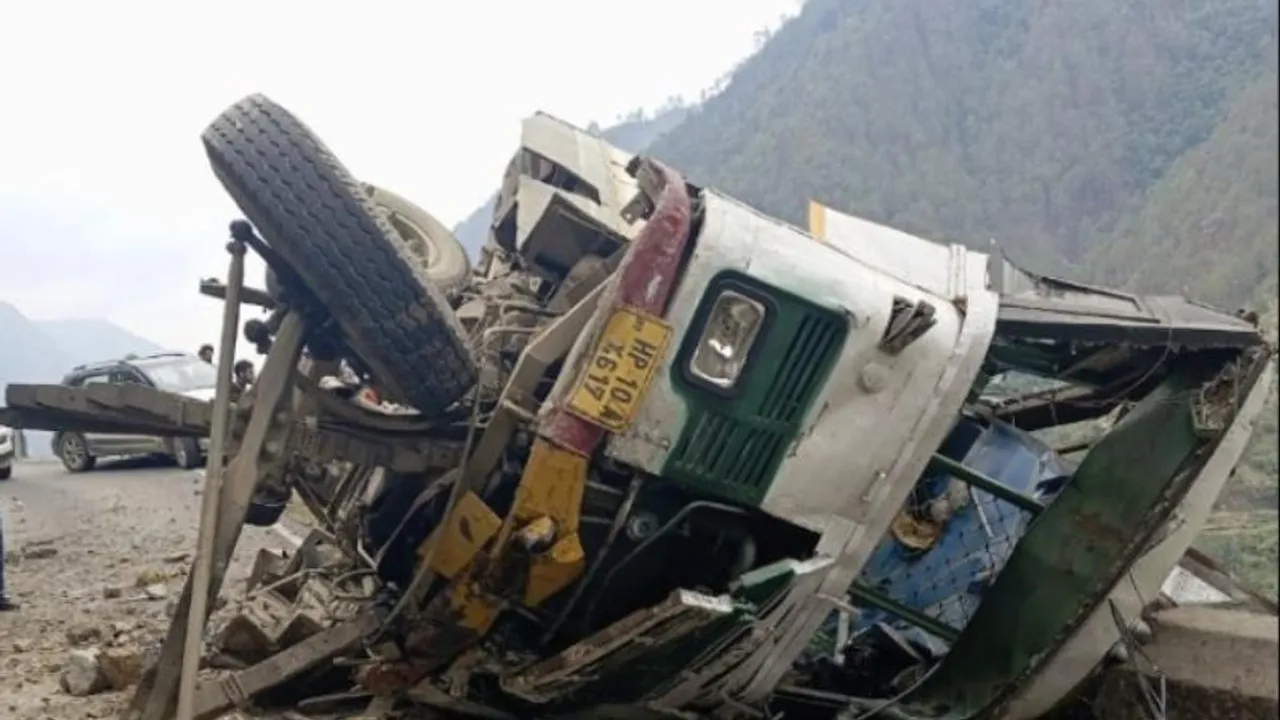 Shimla: HRTC bus accident leaves 4 dead, 3 injured