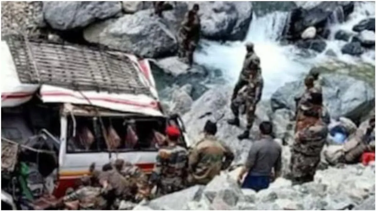 Five Indian Army soldiers die in a tragic accident in Ladakh