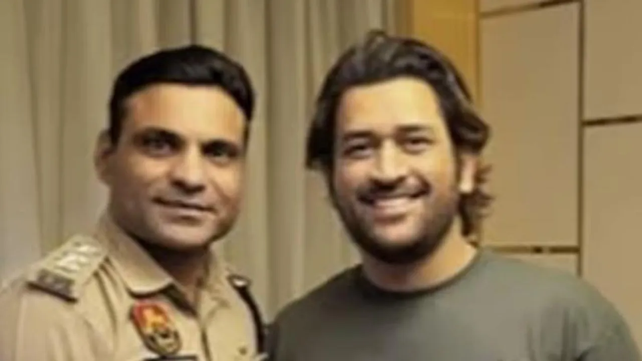 MS Dhoni reunites with Joginder Sharma after 12 years
