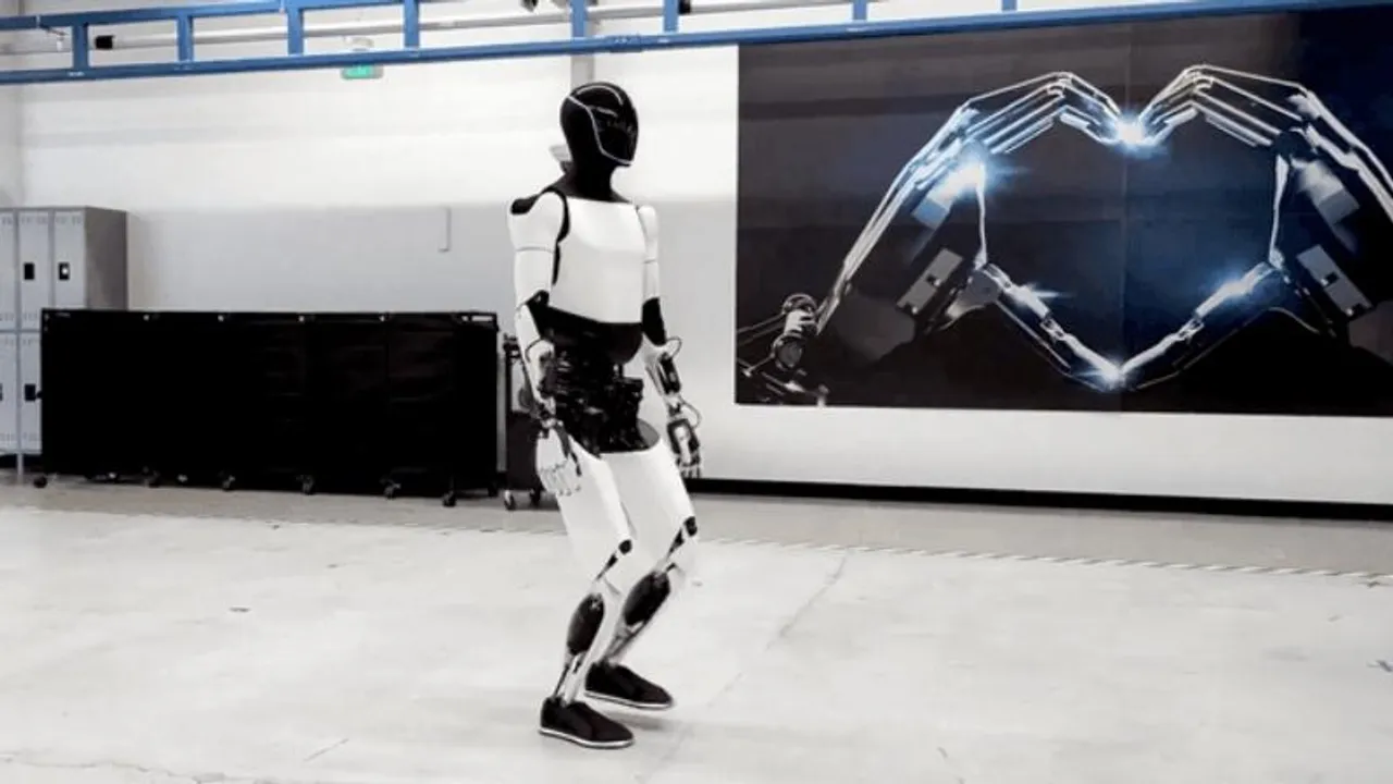 Tesla unveils Optimus: The Humanoid Robot at 'We, Robot' event