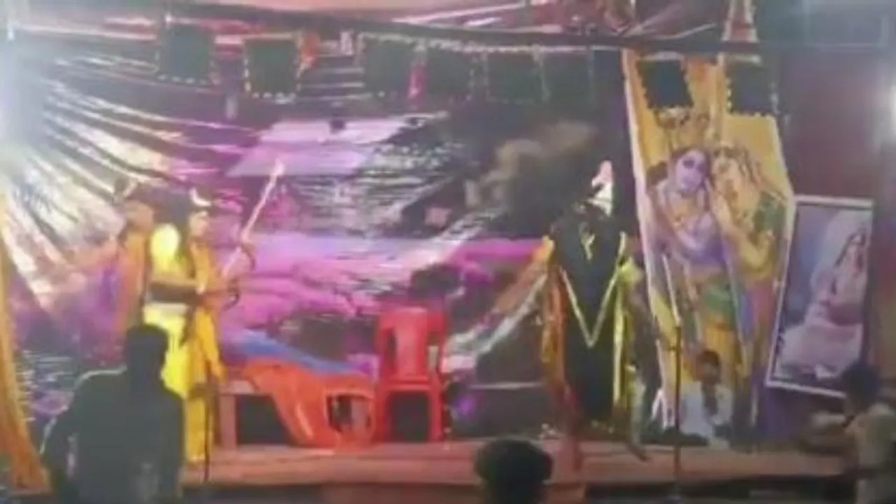 Ramleela in UP turns chaotic as actors playing Ram, Ravan get into fight