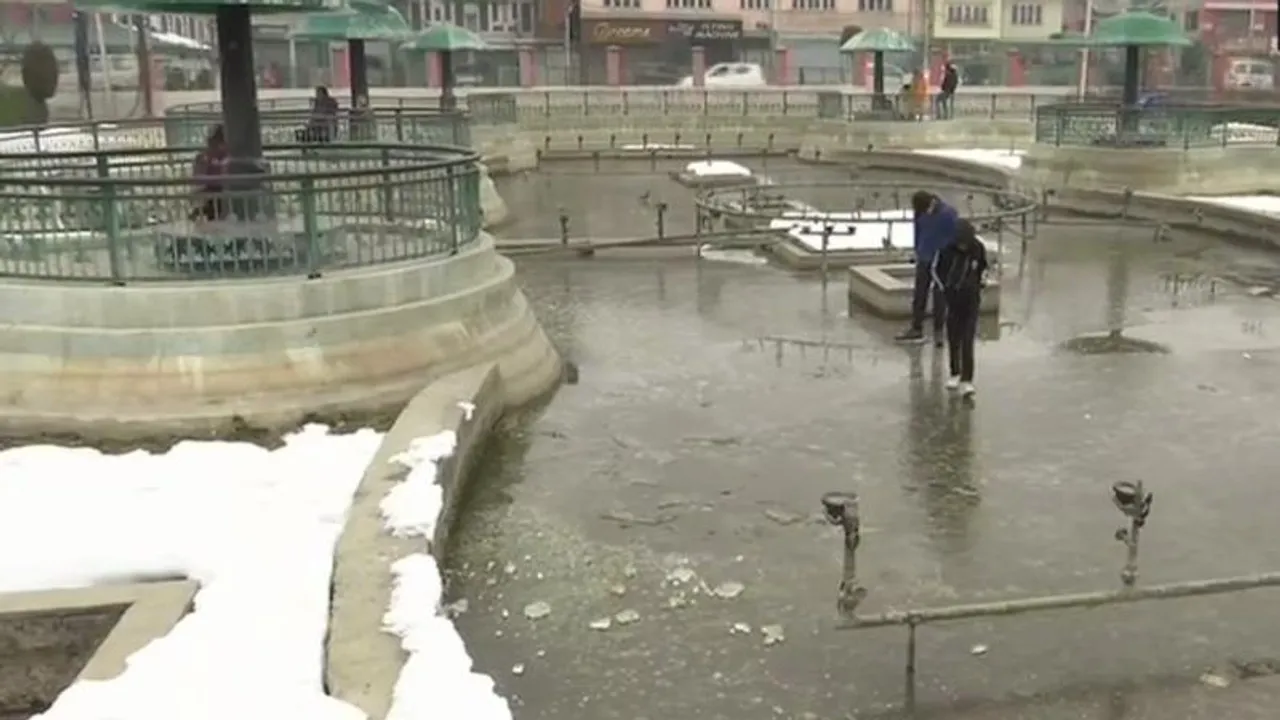 Srinagar records coldest temperature in 50 years at -8.5°C