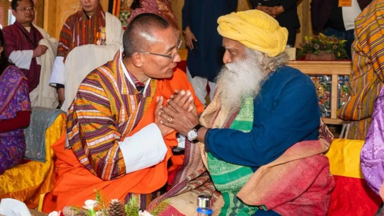 Sadhguru joins Bhutan’s 117th National Day as Royal Guest at invitation of king Jigme