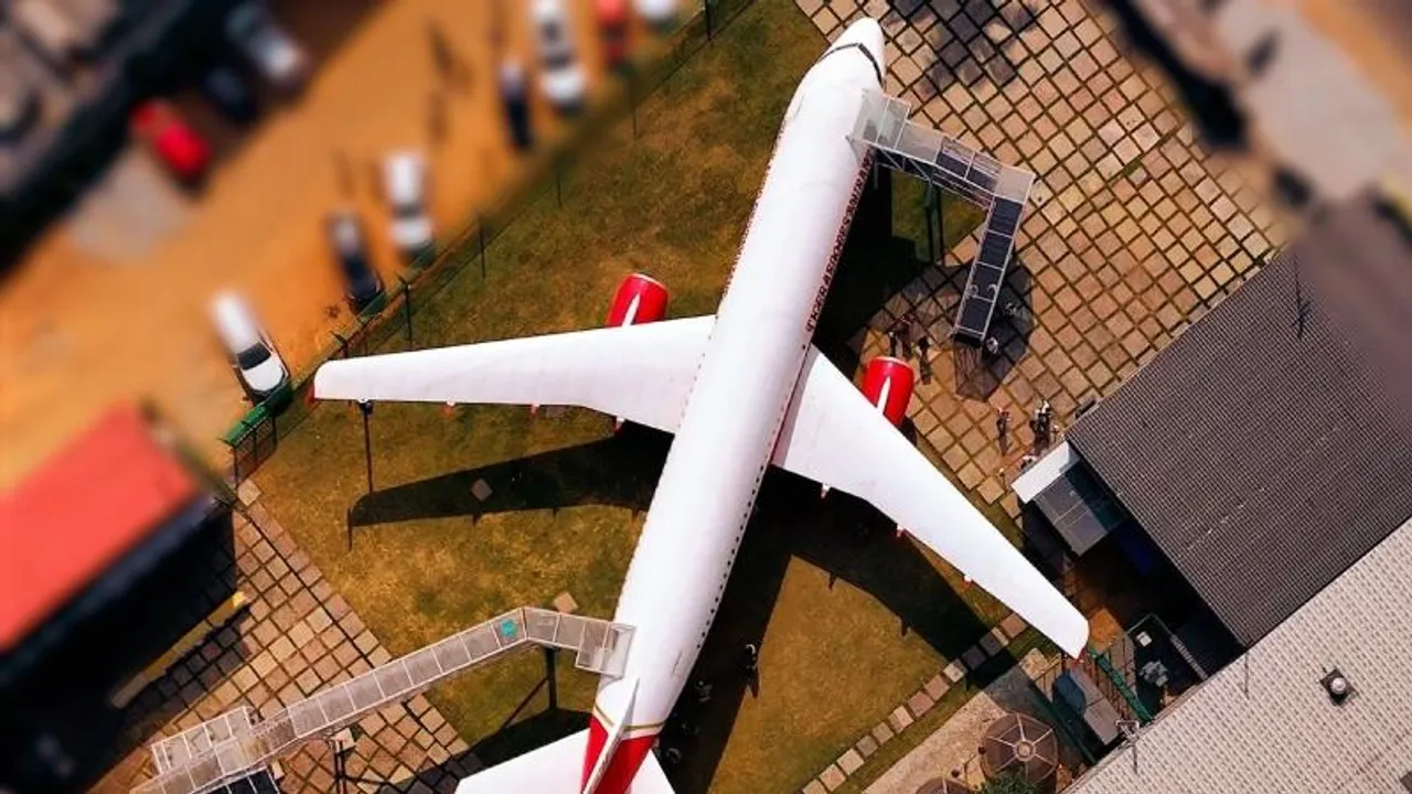 Bengaluru’s aeroplane-themed restaurant sparks buzz online