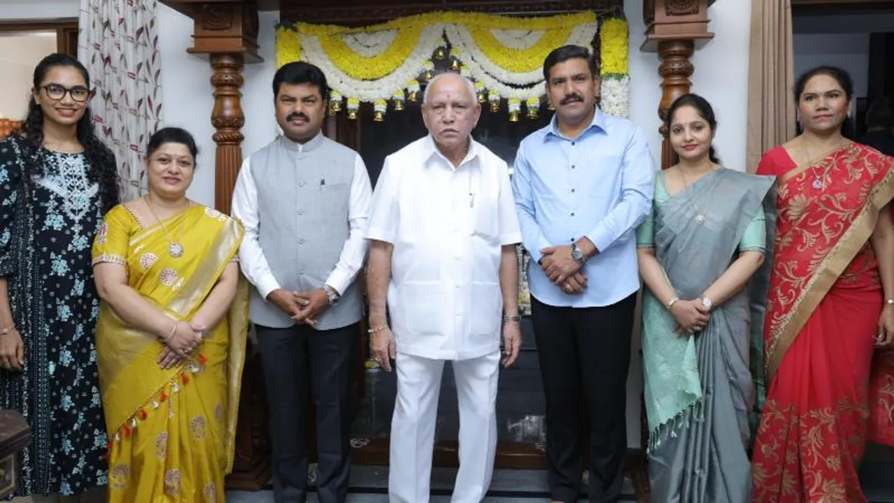Former Karnataka CM BS Yediyurappa celebrates 82nd birthday with family