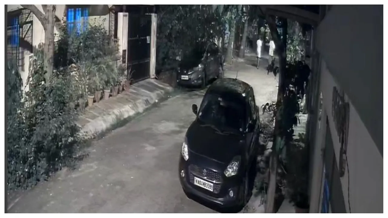 Bengaluru: Car stolen outside home in Kamakshipalya; thieves caught on CCTV