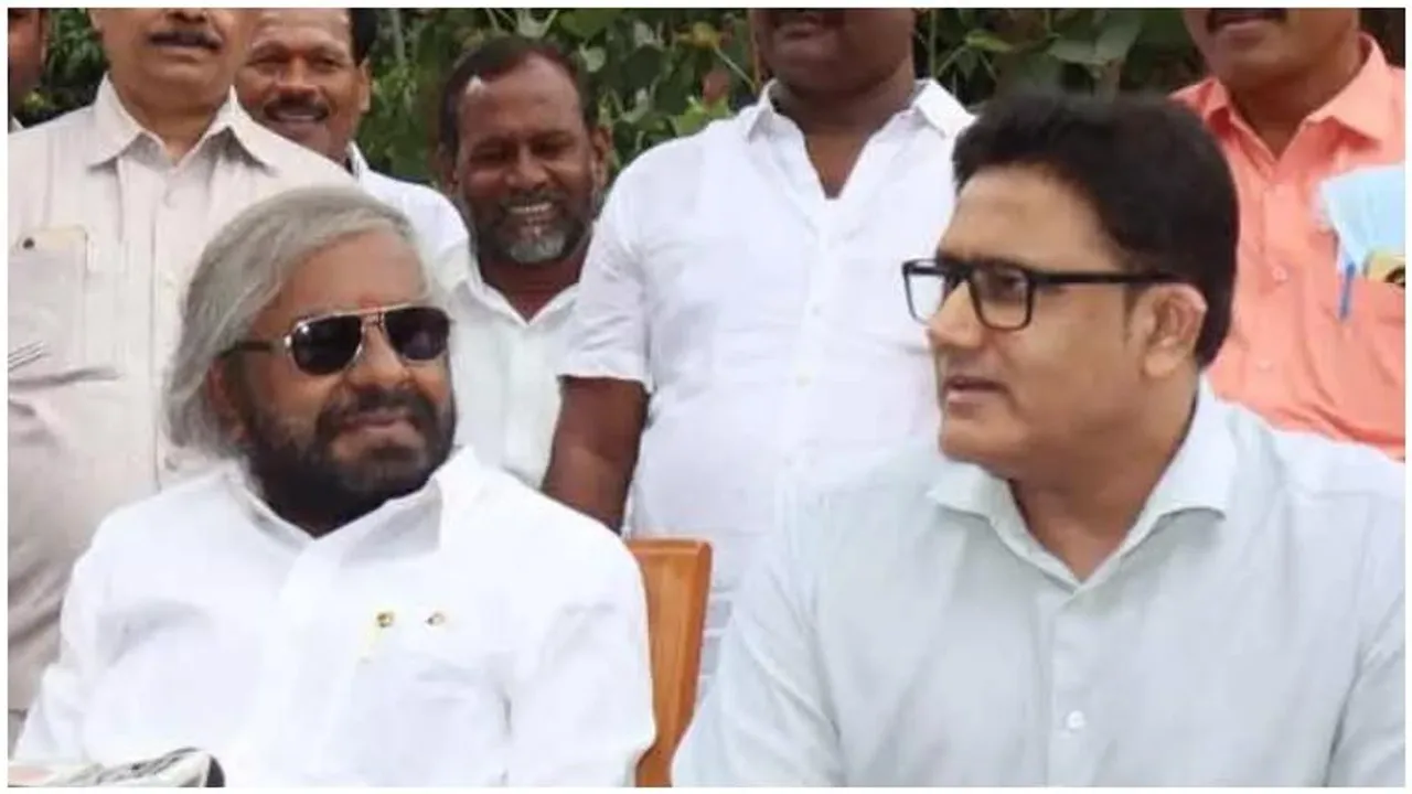 Anil Kumble meets Forest Minister Khandre, pledges support for wildlife conservation