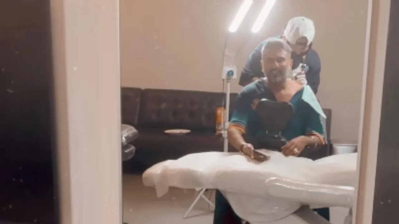 Yo Yo Honey Singh pays tribute to AR Rahman with signature tattoo