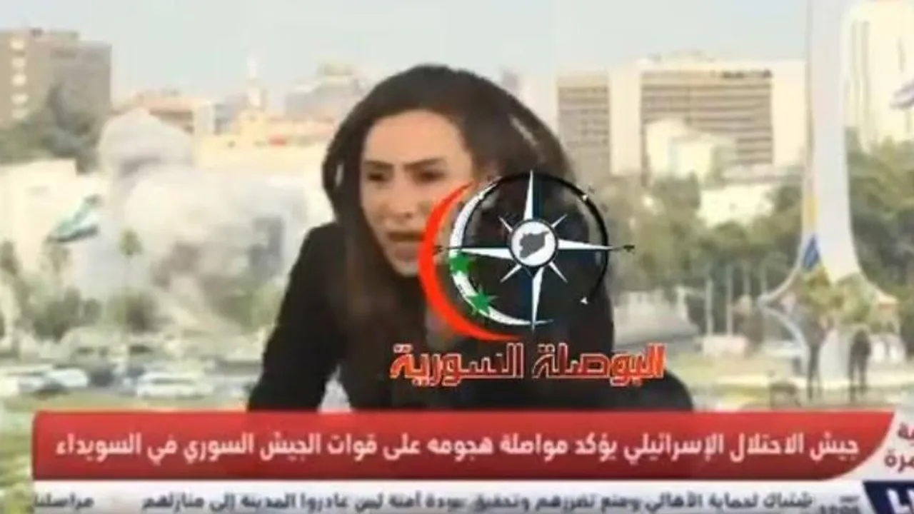 Syria: Anchor flees live broadcast as Israeli airstrike rocks Damascus
