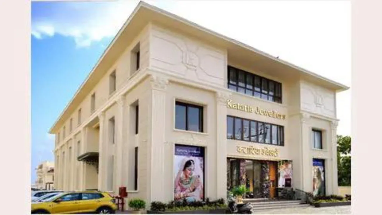 Exploring the Latest Innovative Jewellery Trends at Kataria Jewellers