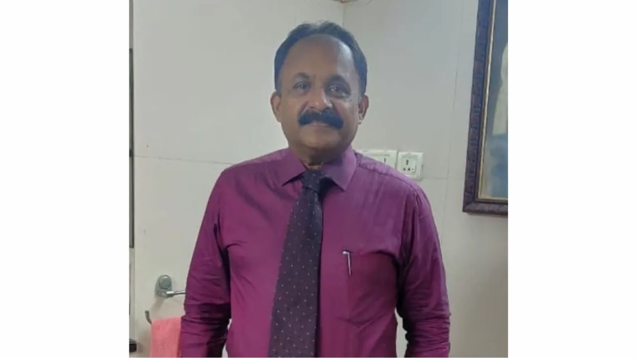 Dr. Thomas Koshy