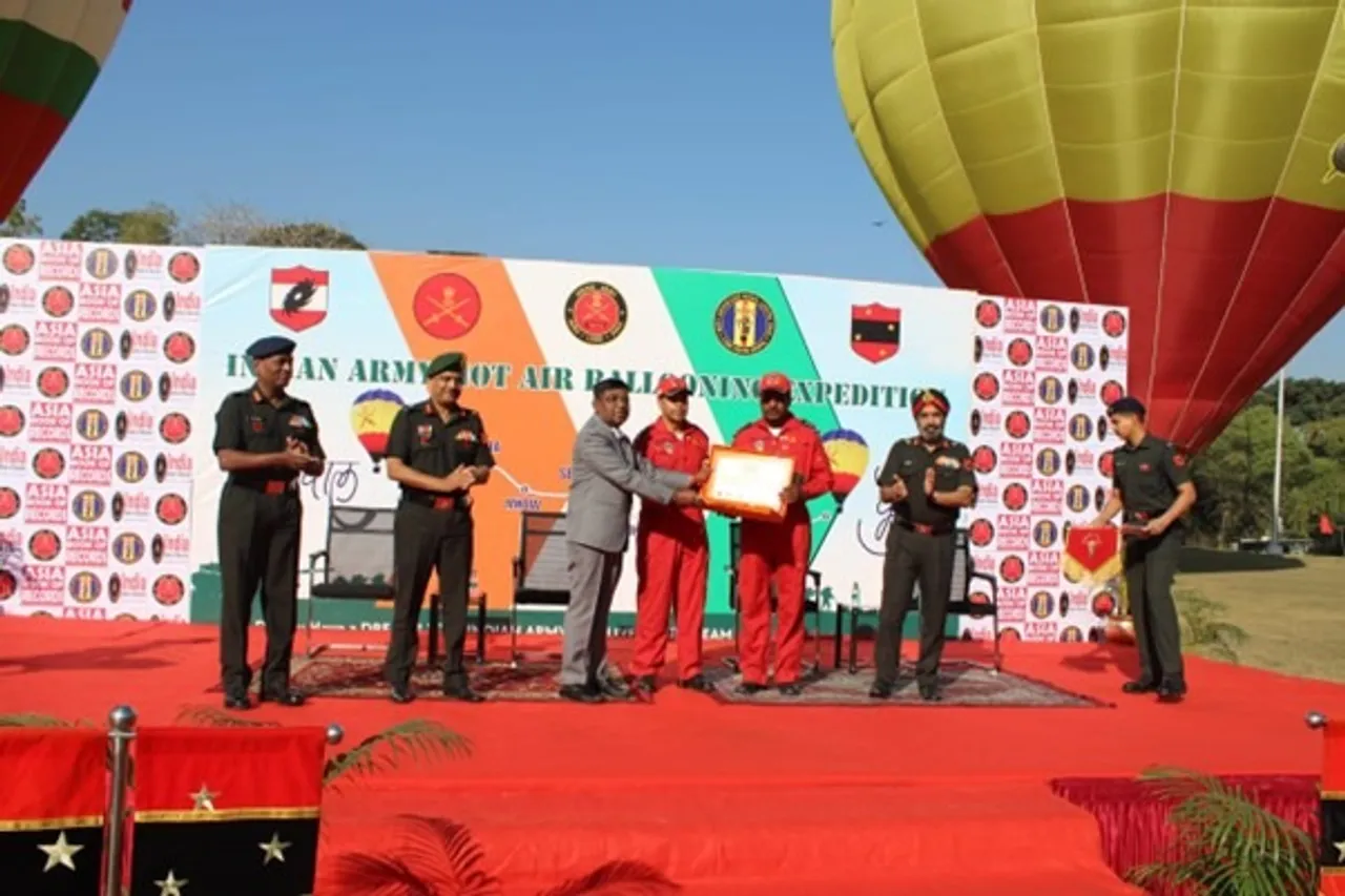 Indian Army hot air balloon flying over central India during the Bhopal to Pune adventure expedition