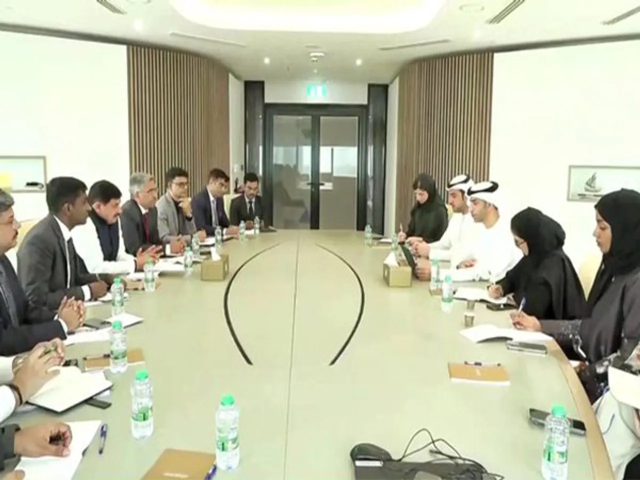 MP CM Mohan Yadav, UAE's Minister of State for Foreign Trade  Thani bin Ahmed Al Zeyoudi (Image Credit: X/@DrMohanYadav51)