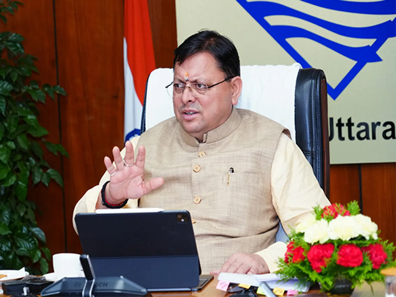 Uttarakhand CM Pushkar Singh Dhami during meeting in Dehradun (Photo: Uttarakhand CMO)