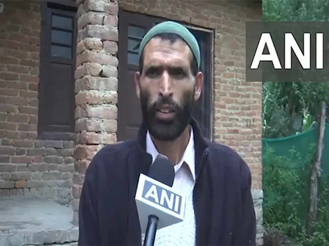 Hyder Shah, father of Syed Adil Hussain Shah (Photo/ANI)