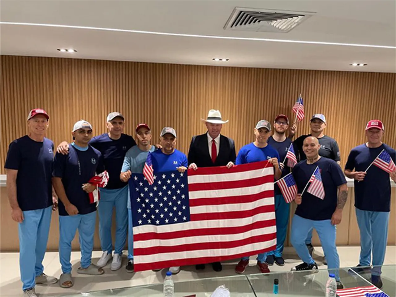 Americans return to the US (Image: X@usembassyve)