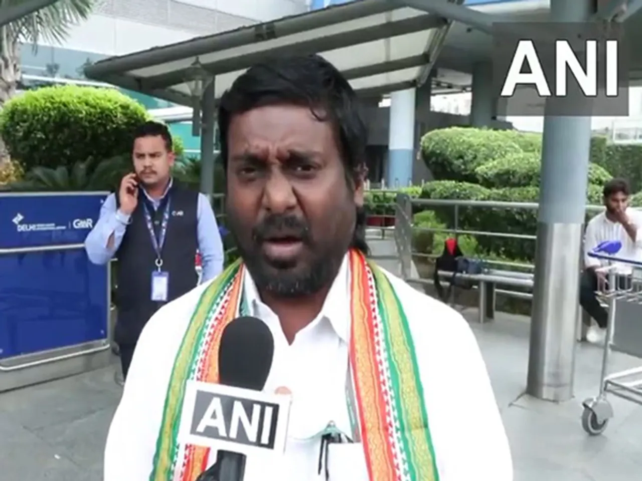 Congress MP Vijayakumar alias Vijay Vasanth (Photo/ANI)