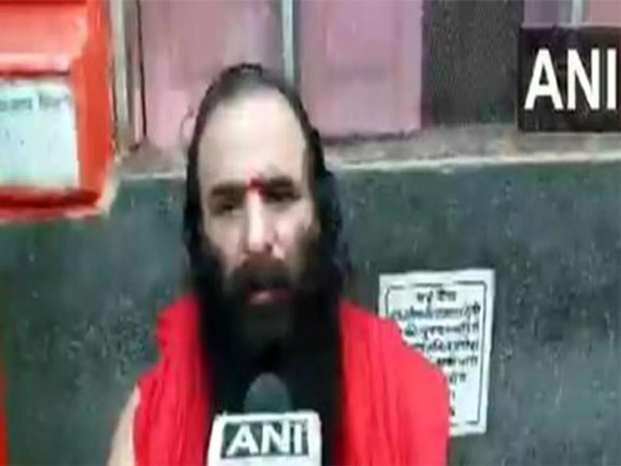 President of Mansa Devi Mandir Trust, Mahant Ravindra Puri (Photo/ANI)