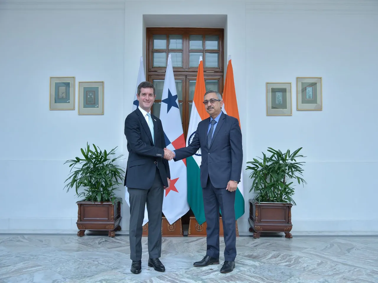 Vice Minister of Foreign Affairs of Panama, Carlos Arturo Hoyos, met Secretary (West) Tanmaya Lal in New Delhi on Thursday. (Photo: Randhir Jaiswal/X)