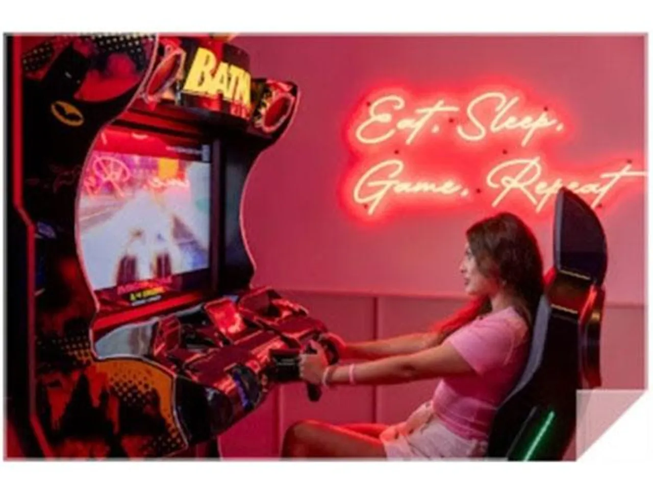 Batman retro arcade game