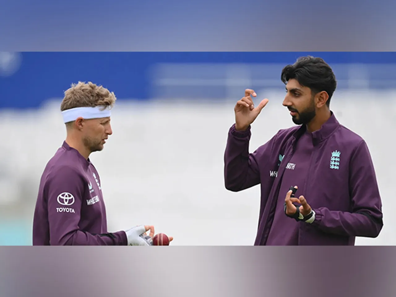 Joe Root and Shoaib Bashir (Photo: ICC)