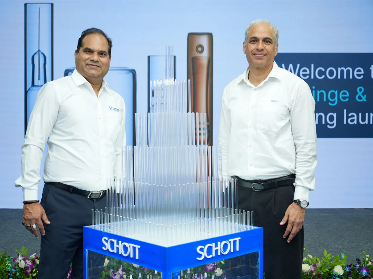 Pawan Kumar Shukla, Managing Director and President, SCHOTT Glass Pvt. Ltd (L) and Sundeep Prabhu, Senior Vice President – Sales and Marketing, SCHOTT Glass Pvt. Ltd (R)