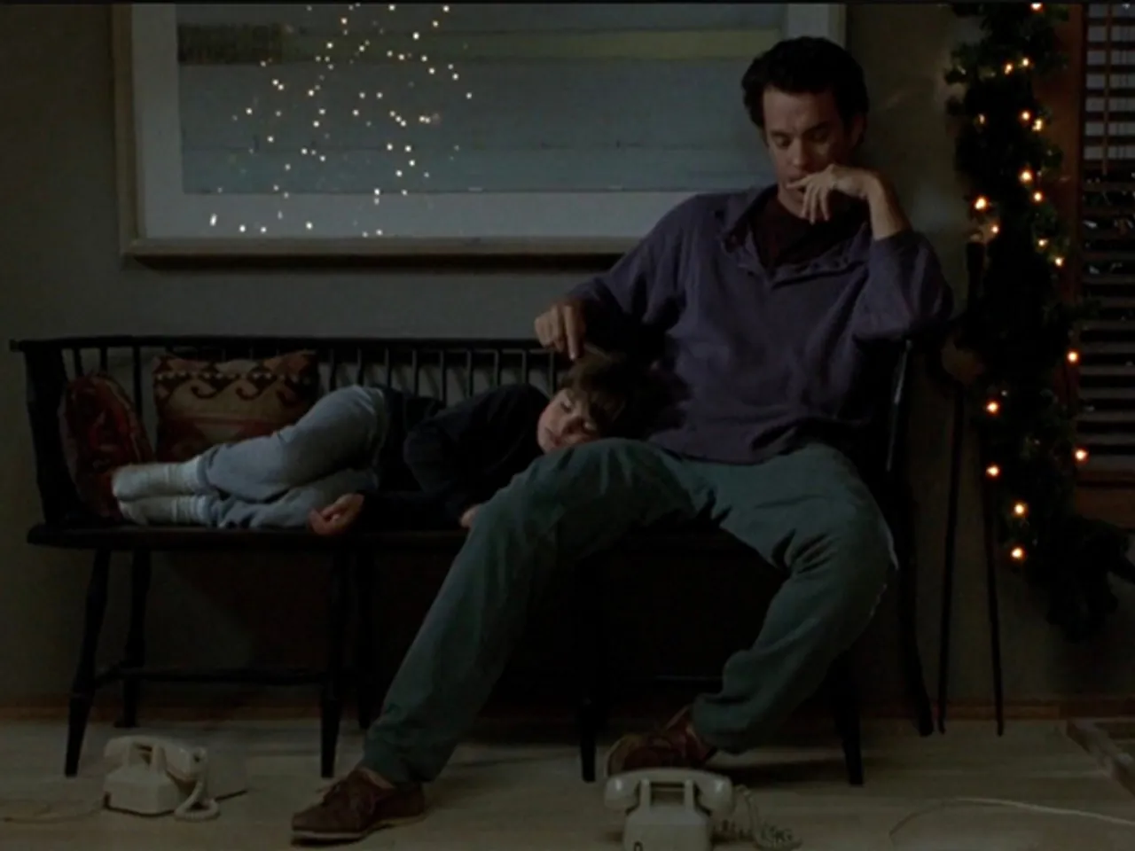 Tom Hanks and Ross Malinger in Sleepless in Seattle (Photo/X)