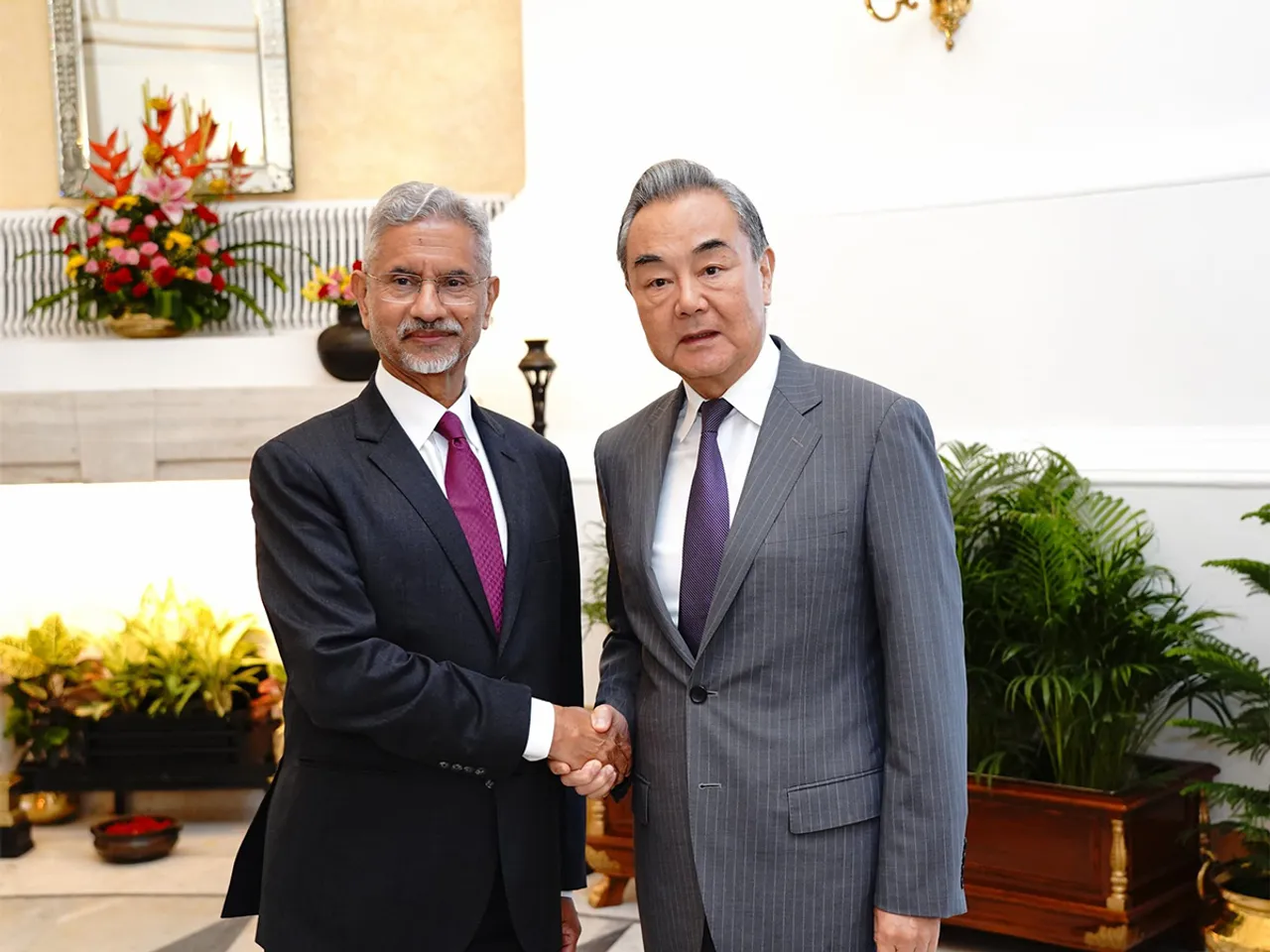 EAM Jaishankar and Chinese Foreign Minister Wang Yi (Photo/ X@MEAIndia)