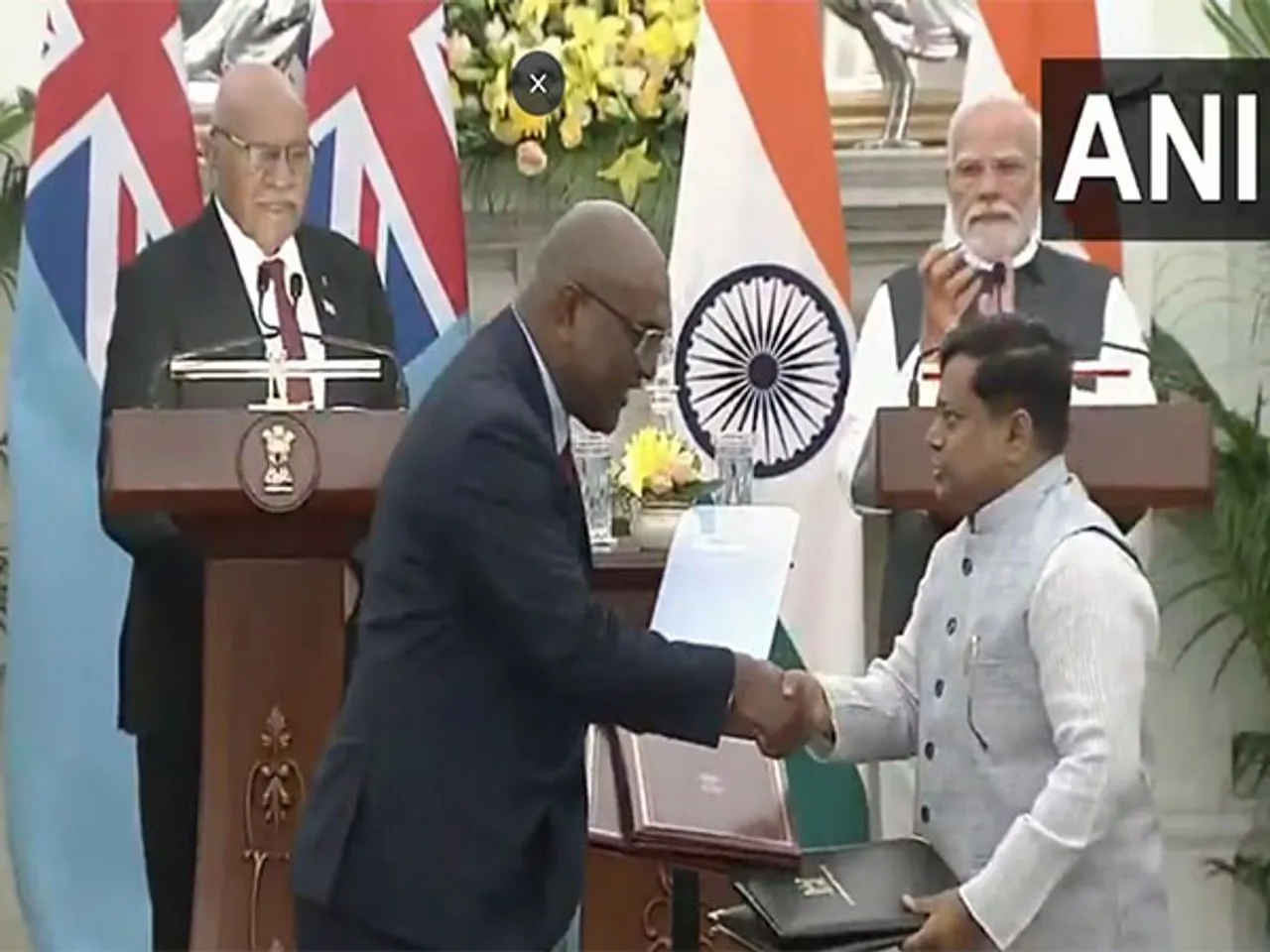 India-Fiji sign MoUs (Photo/ANI)